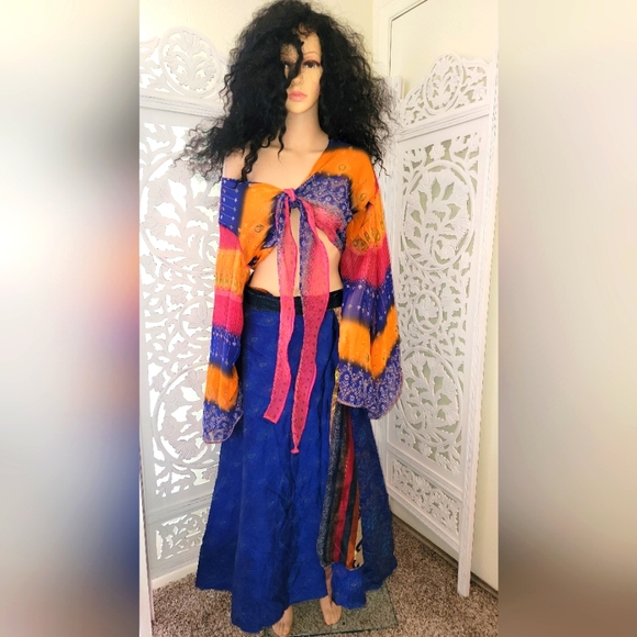 Exotic Blue & Gold Multicolor Silk Cropped Tie Top - Picture 5 of 15